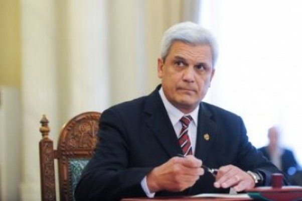 Ariton a dispus anchetarea dispariţiei a 75 de documente clasificate de la SCN Piteşti